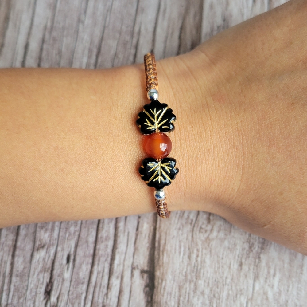 Handmade Boho Gypsy Hippie Leaf Macrame Bracelet